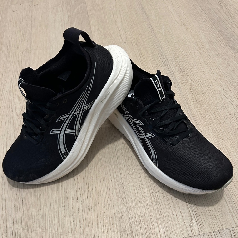 Asics Gel-Nimbus 27 Mens Running Shoes Black White 1011B958 Size 9.5